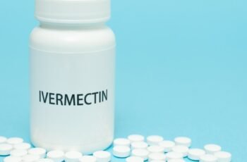 Simeticone para cães: usos, dosagem e efeitos colaterais